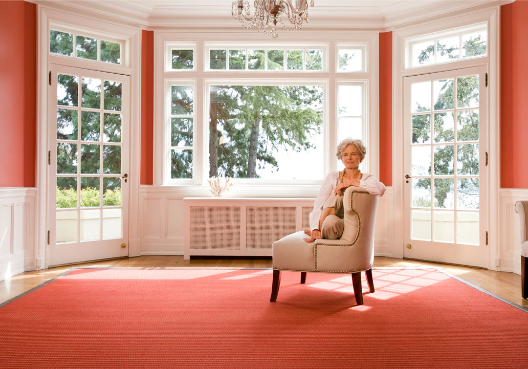 lady in red room
